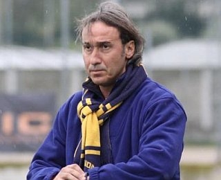 LORENZO SCARAFONI SULLA PANCHINA DELL'AVIS RIPATRANSONE